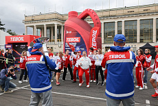Teboil поддержал участников Московского марафона!